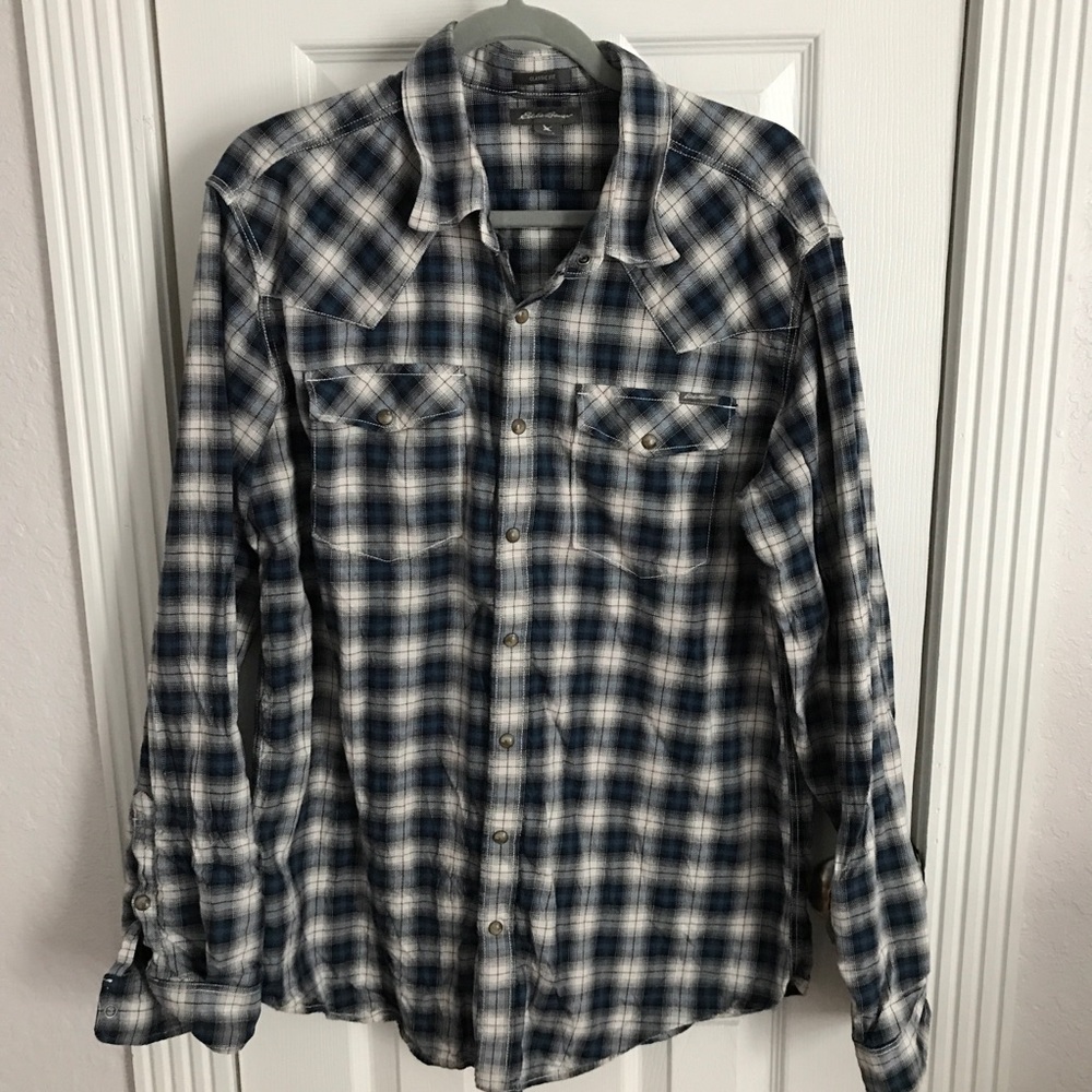 Men’s plaid shirt